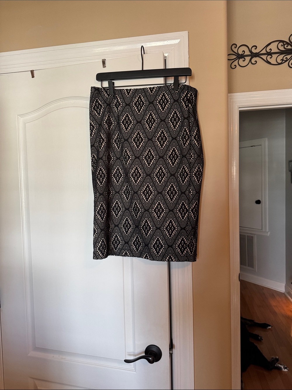 Renee C. Black and White Diamond-Pattern Pencil Skirt